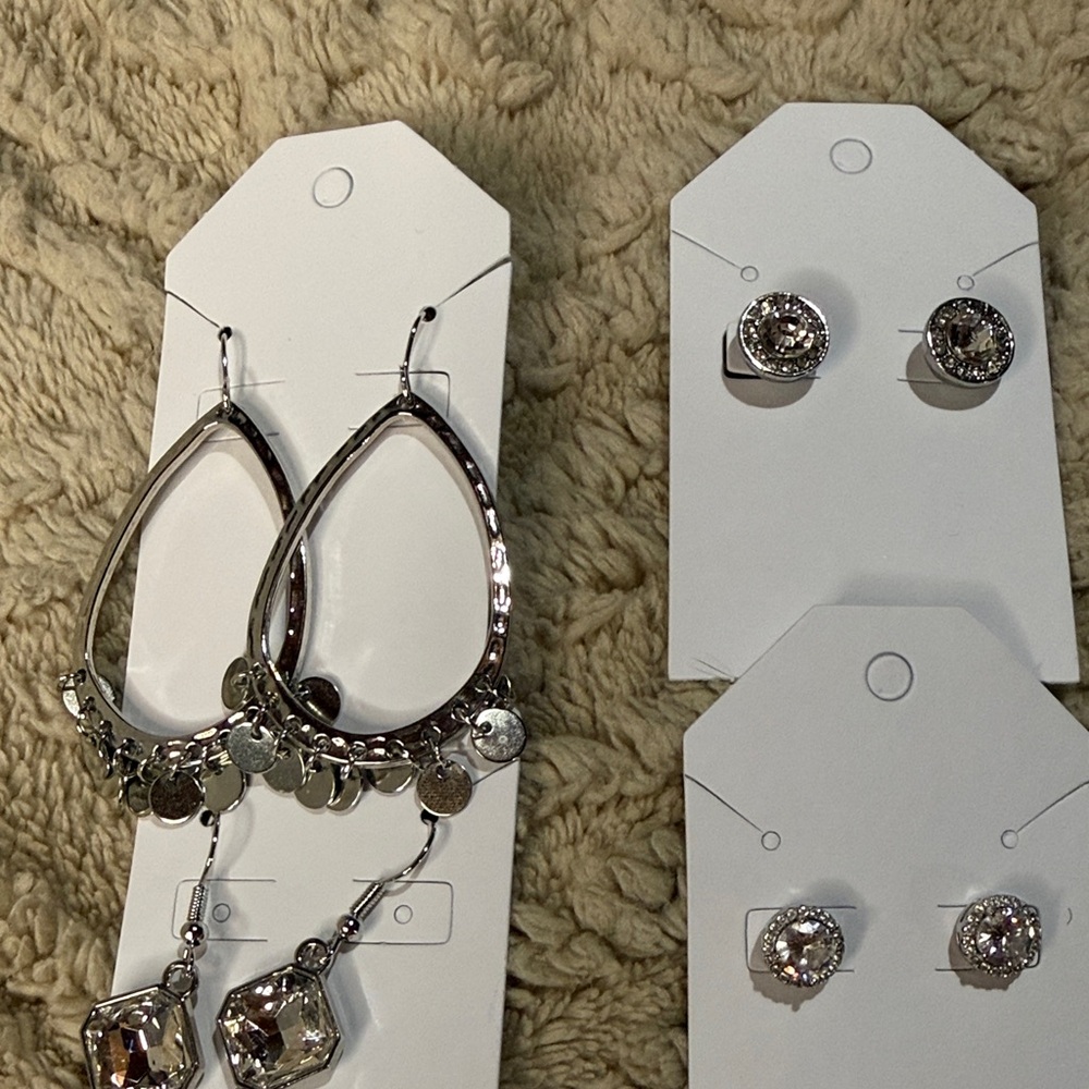 Lot of 6 Earrings Silver Jewelry - Picture 2 of 3